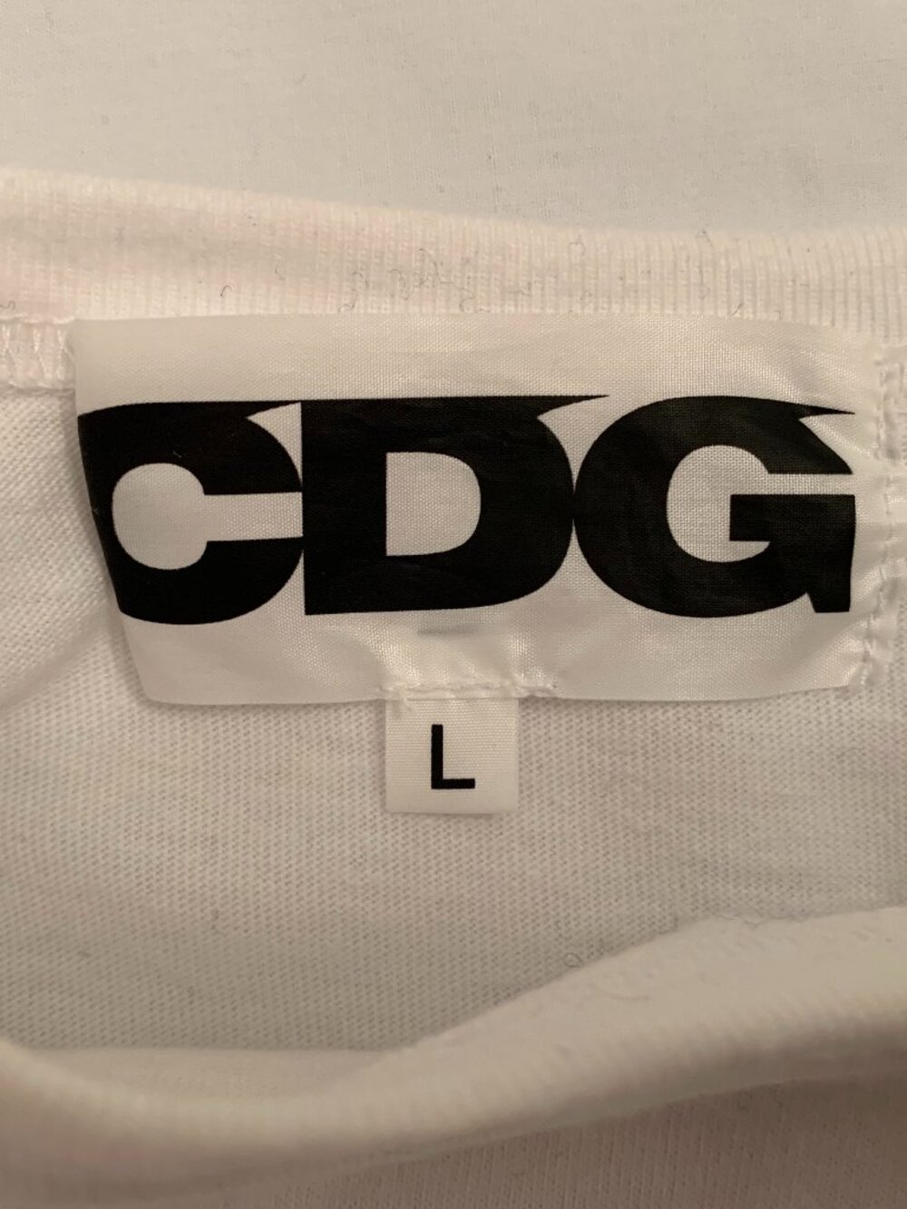 CDG  t shirt - Picture 3 of 11